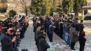 Irak Türkmenleri, felakette hayatını kaybedenler için gıyabi cenaze namazı kıldı