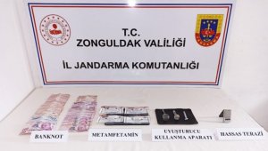 Jandarmadan uyuşturucu operasyonu: 3 tutuklu