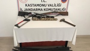 Kablo çalan iki hırsız tutuklandı