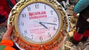 Kahramanmaraş'ta enkazın altında kalan kadın 60'ıncı saatte kurtarıldı