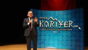 Kariyer Merkezi İş Arayan Depremzedelere Kucak Açtı