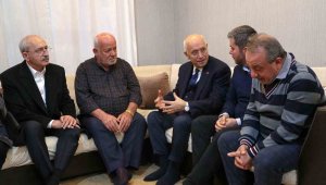 Kılıçdaroğlu'ndan Yenimahalle'deki depremzedelere ziyaret