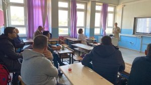 Köyceğiz'de öğretmenler deprem konusunda bilgilendirildi