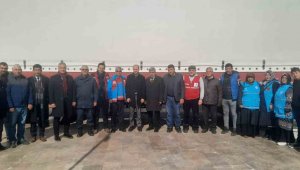 Köyceğiz'den deprem bölgesine her gün yardım tırı gidiyor