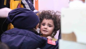 Küçük Mina 37 saat sonra kurtarıldı