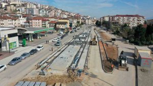 Kuruçeşme tramvay hattı rayları döşeniyor