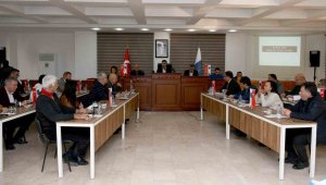 Kuşadası Belediyesi'nde Buruk Meclis Toplantısı