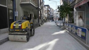 Kuşadası Cumhuriyet Mahallesi'nde çalışmalar sürüyor
