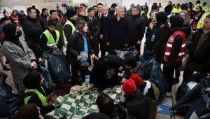 Lise öğrencileri depremzedeler için soba üretiyor