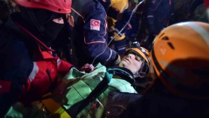 Lise öğrencisinin ilk sorusu "Bugün günlerden ne?" ilk isteği ise "su" oldu