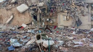 MABKE enkazdan 2 can kurtardı