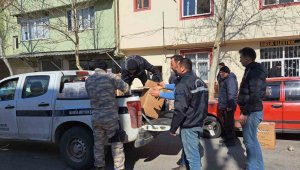 Manisa depremzedeleri kucaklıyor