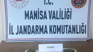 Manisa'da taksideki yolcudan uyuşturucu çıktı