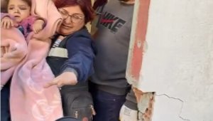 Marmaris Belediyesi ekipleri baba ve 3 kızını sağ kurtardı