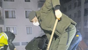 Mehmet Topal'dan, deprem bölgesine destek