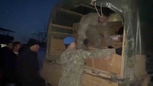 Mehmetçik Hatay'da yardım faaliyetlerini gece de sürdürdü