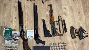 Mersin'de 3 adet ruhsatsız silah ele geçirildi