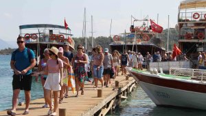 Muğla 2023'e rekor turist ile başladı