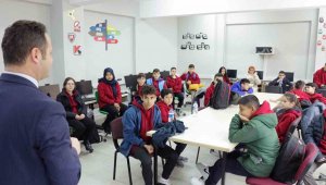 Muğla'da 3 bin deprem mağduru çocuk ders başı yaptı