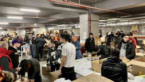 Nef Stadyumu'nda yardım çalışmaları devam ediyor