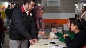 Nef Stadyumu'nda yardım toplama çalışmaları sürüyor