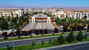 NEVÜ'de 2 profesör ataması yapıldı