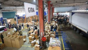 Nilüfer'den deprem bölgesine 150 tır gitti