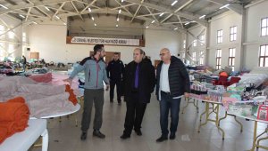 Osmaneli'de depremzedeler için sosyal market hizmete girdi