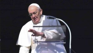 Papa Francis: "Türkiye ve Suriye'deki depremzedelere dualarımızla ve desteğimizle yakın olmaya devam etmeliyiz"