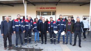 Rektör Altun, Kahramanmaraş'ta Hasar Tespit Çalışması Yapan Öğretim Üyelerinden Bilgiler Aldı