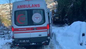 Rize İl Özel İdaresi ekipleri ambulans için seferber oldu