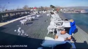 Rüzgarın savaş alanına çevirdiği işletmenin müdürü o anları anlattı