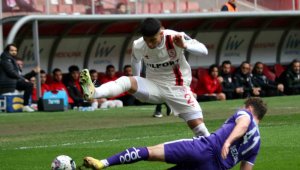 Samsunspor ile 52 Orduspor FK, depremzedeler için karşılaştı