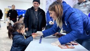 Seyhan Belediyesi, depremzedelerin ihtiyaçlarına koşuyor