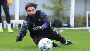 Sivassporlu Muammer'den yardım çalışmalarına destek