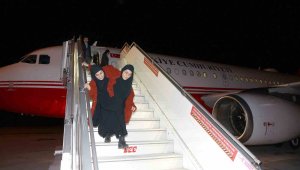Siyam ikizleri, Cumhurbaşkanlığı uçağı ile Ankara'ya getirildi