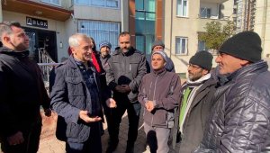 Tahmazoğlu, yan yattı denilen konutları ziyaret etti