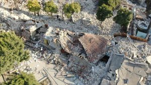 Tarihi Ulu Cami depremde yerle bir oldu