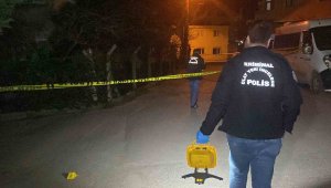 Tartıştığı şahsı sokak ortasında silahla vurup kaçtı