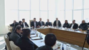 TBMM Plan ve Bütçe Komisyonu Başkanı Yılmaz: "Deprem bölgesinden Bingöl'e 40 aile getirildi"