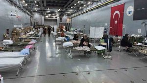 TCG Bayraktar'da 20 ameliyat, 3 bin 200 muayene gerçekleştirildi