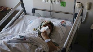 Tekirdağ'da tedavi altına alınan depremzede kadın: "Depremde 9 yakınımızı kaybettik"