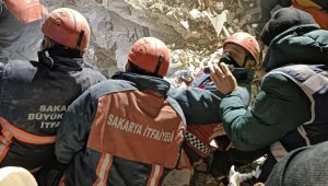 Umutlar tükenmiyor, 88'nci saatte kurtarıldı