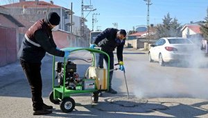 Van Büyükşehir Belediyesi vektörle mücadelenin startını verdi