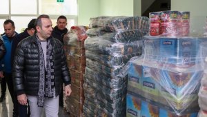 Yalova Belediyesi'nden depremzedelere "sosyal market" hizmeti