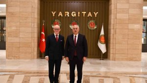 Yargıtay Başkanı Akarca, İngiltere Başsavcısı Hill ve beraberindeki heyeti kabul etti