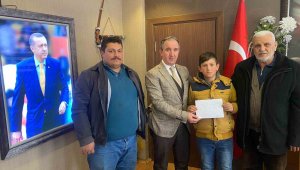 Yetiştirdiği küçükbaş hayvanı satıp parasını depremzedelere bağışladı