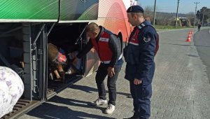 Yolcu otobüsünde uyuşturucu ile yakalandılar