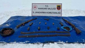 Yüksekova'da silah ve mühimmat ele geçirildi