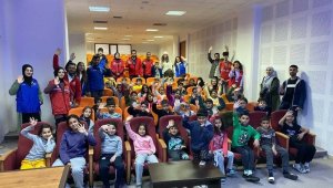 Elazığ GSB, küçük kalpleri güldürmeye çalışıyor